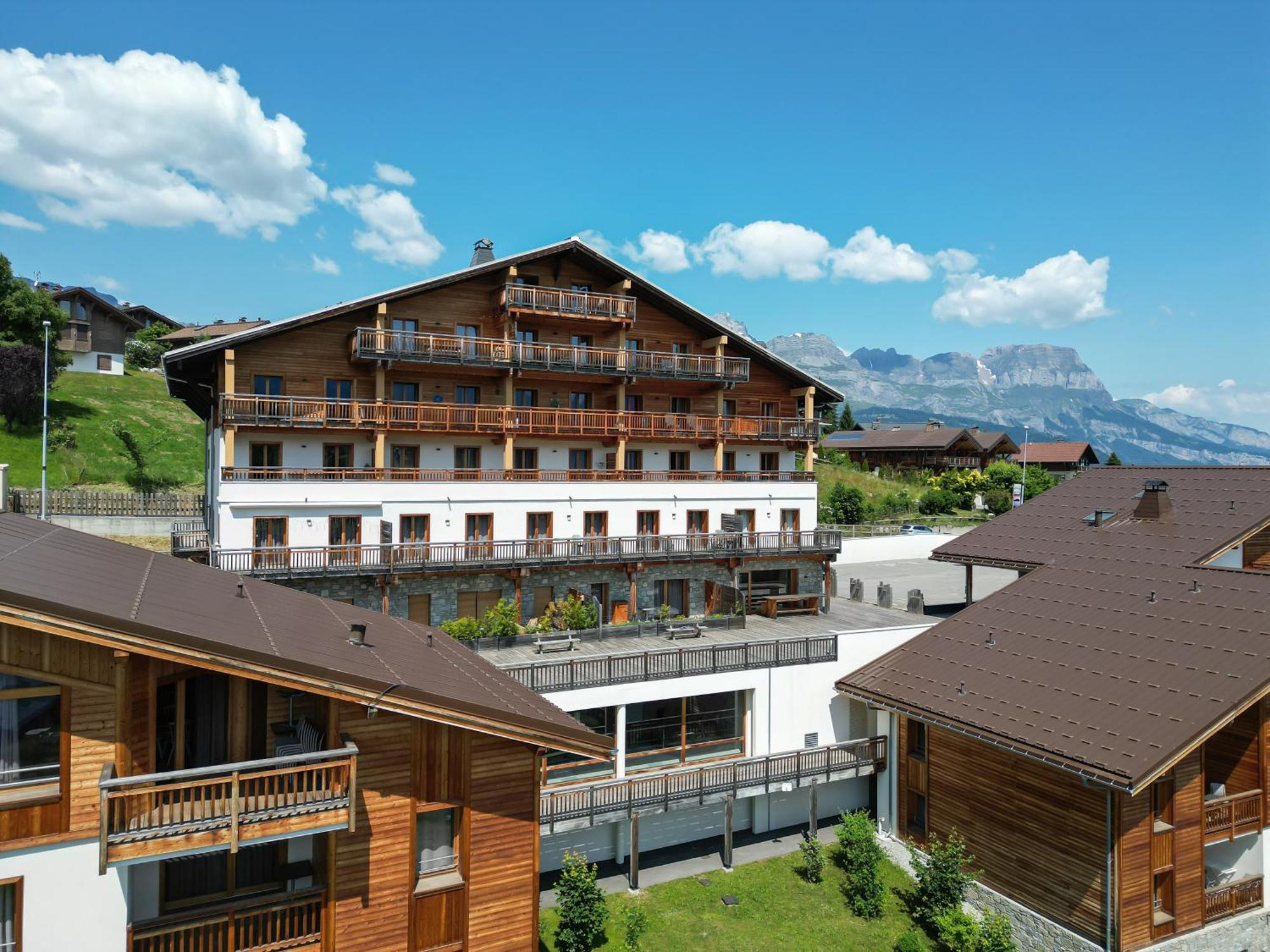 Aparthotel Terresens - Les Fermes Du Mont-Blanc Combloux Esterno foto